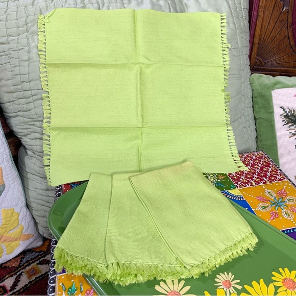 70s Lime Green Napkins - Picture 2 of 2